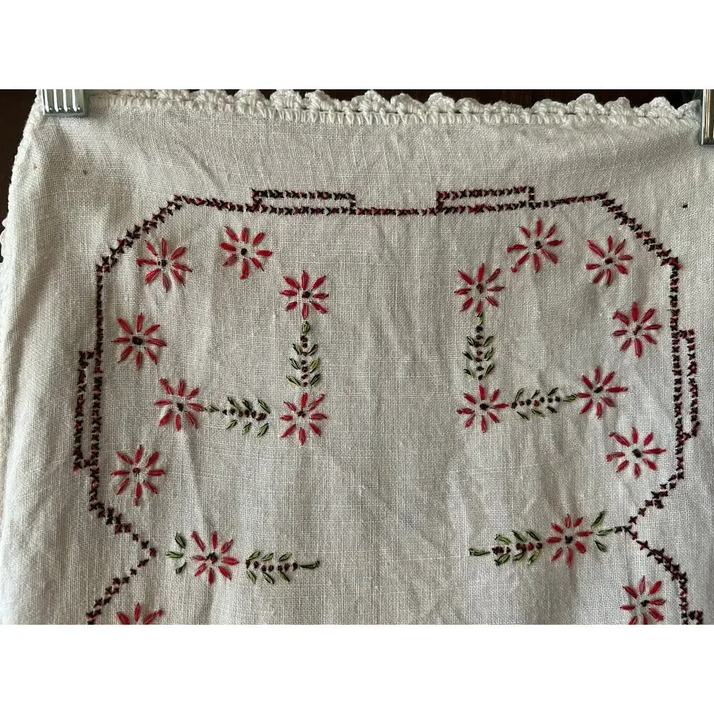 Vintage floral embroidered table runner MCM